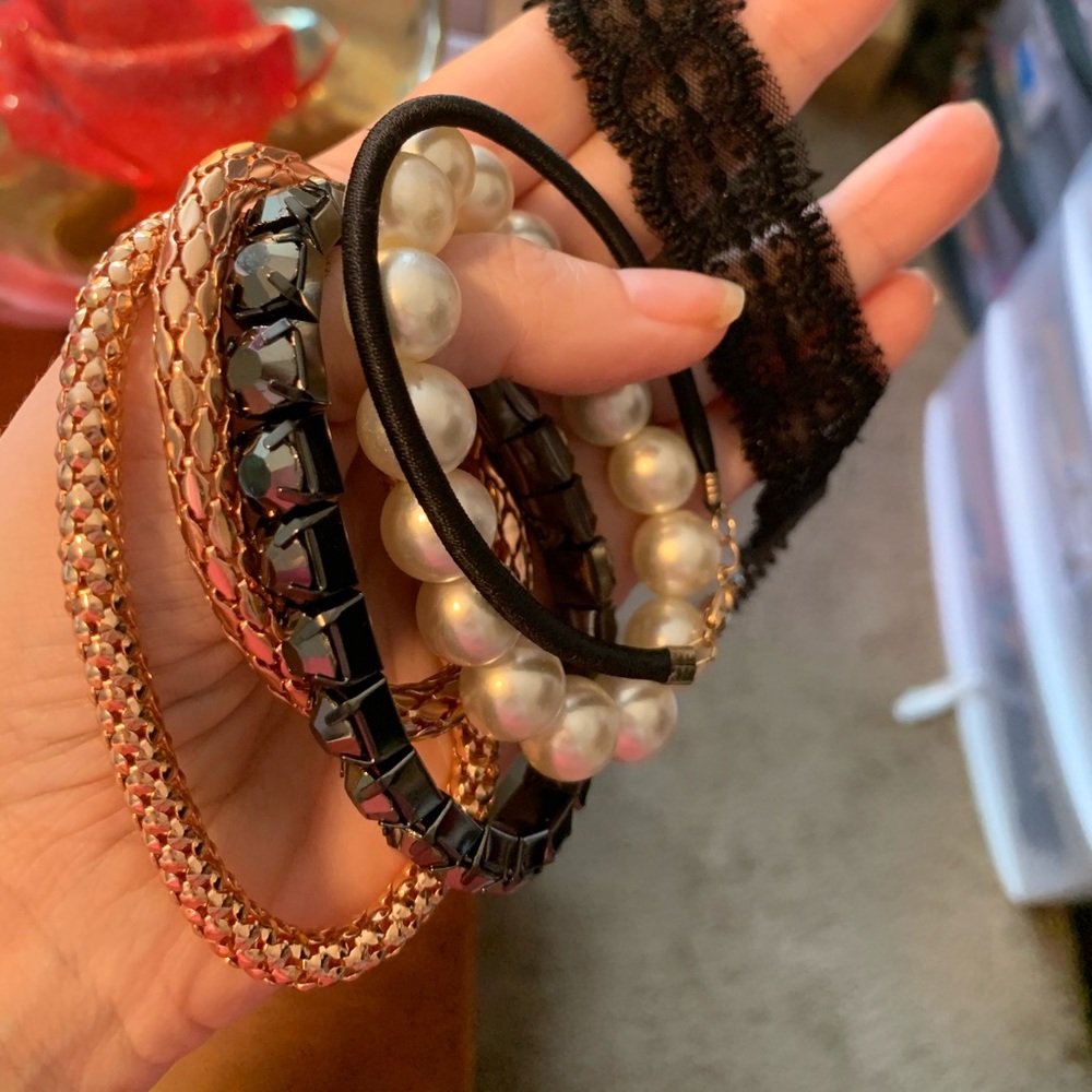 Set of 14 bracelets